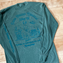 画像をギャラリービューアに読み込む, Alien Town Long Sleeve Tee