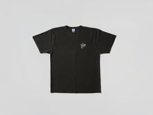 画像をギャラリービューアに読み込む, New!! Alien Town drive-in theater T-Shirt
