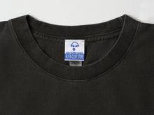 画像をギャラリービューアに読み込む, New!! Alien Town drive-in theater T-Shirt

