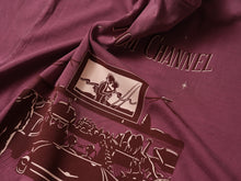 画像をギャラリービューアに読み込む, New!! Alien Town drive-in theater T-Shirt

